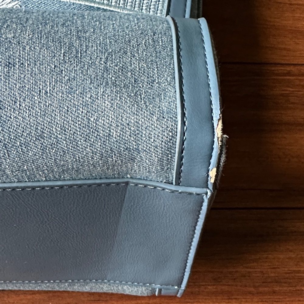 🟣🟣EUC Steve Madden Denim Blue “Mykonos”Tote Handbag🟣🟣 - Picture 12 of 13
